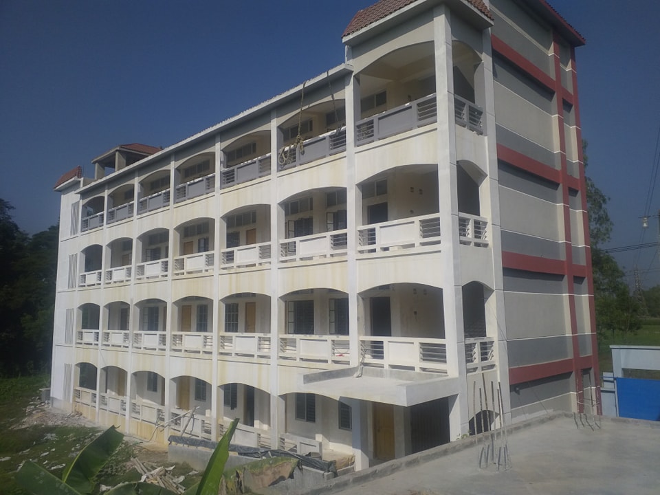 Institute Environment - Khan Dighi Ml T High School